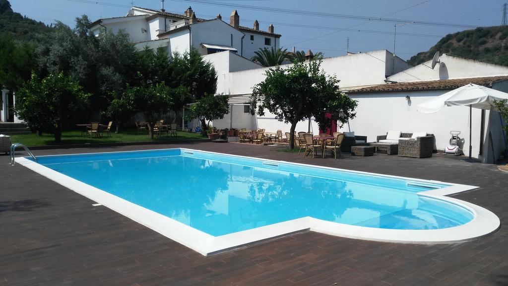 Agriturismo Malena Amica Eksteriør billede