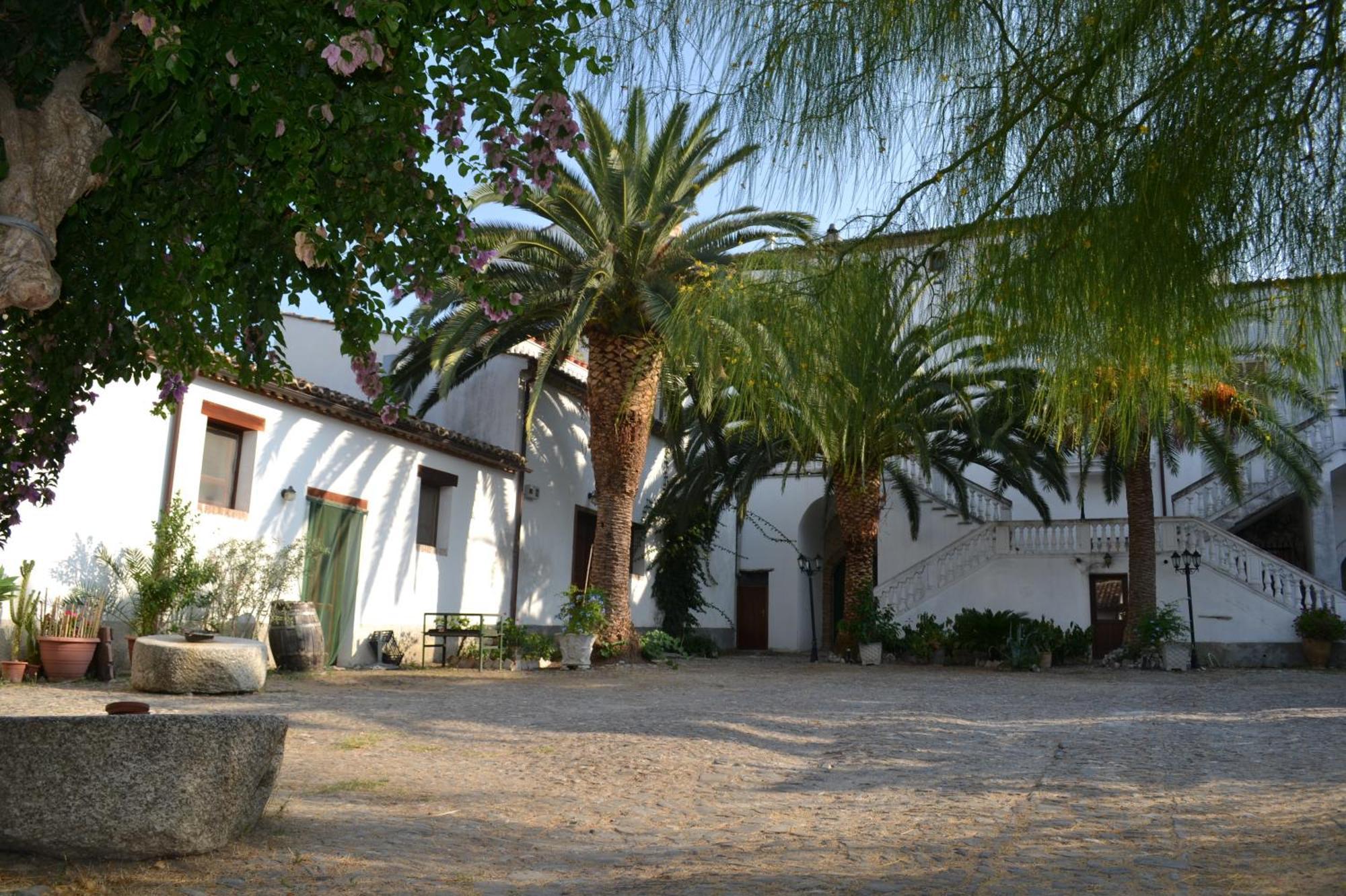 Agriturismo Malena Amica Eksteriør billede